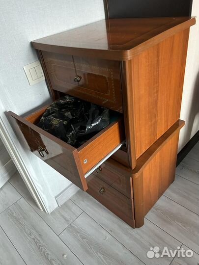 Прикроватная тумба