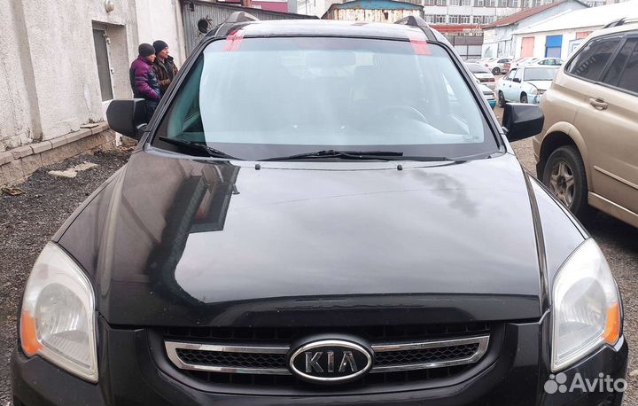 Лобовое стекло Kia Sportage II (2004-2010)