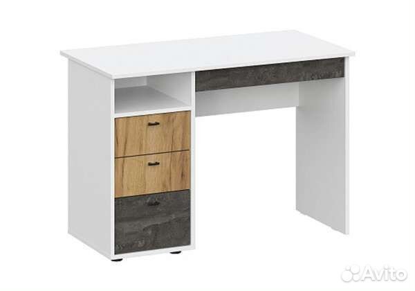 Стол письменный