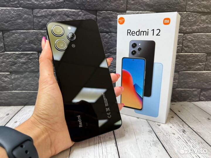 Xiaomi 12, 8/256 ГБ