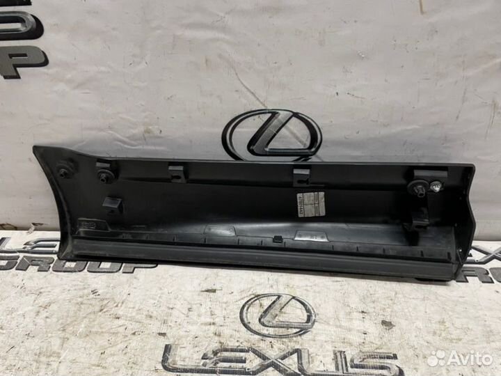 Молдинг на дверь лев. зад. Land Rover Range Rover