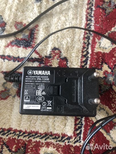 Продам синтезатор yamaha PSR-E353