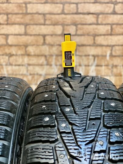 Nokian Tyres Hakkapeliitta 7 SUV 215/70 R16