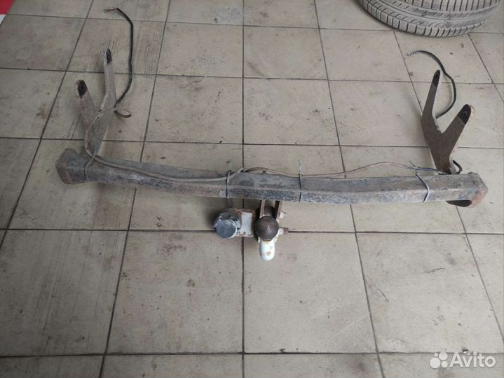 Фаркоп на renault sandero 1