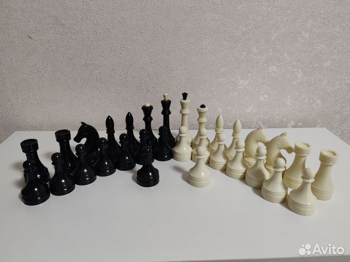 Шахматные фигуры на добор