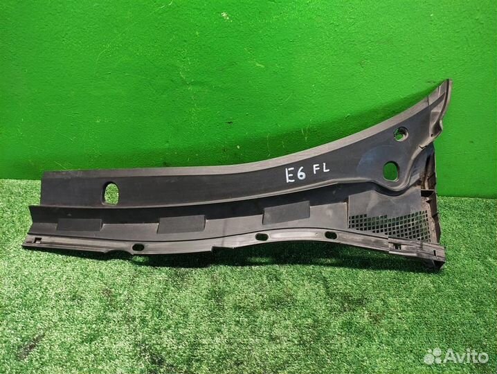 Решетка стеклоочистителей левая Mazda 3 (BK) 2005