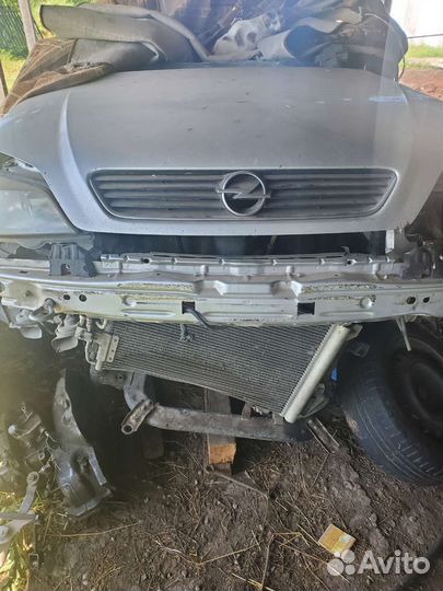 Опель астра по запчастям или целиком