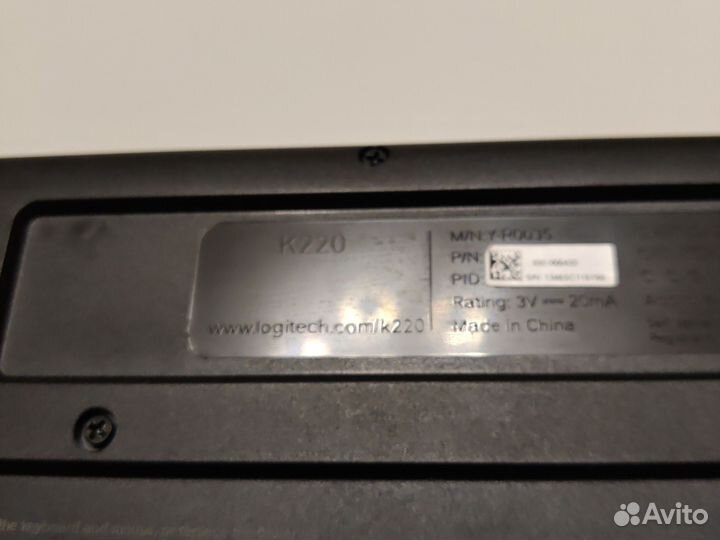 Беспроводная клавиатура и мышь Logitech MK220