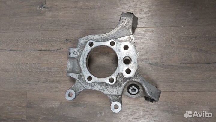 Кулак поворотный задний левый Infiniti Ex35 1