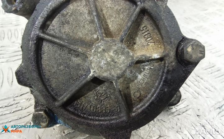 Насос вакуумный Land Rover Freelander 2004