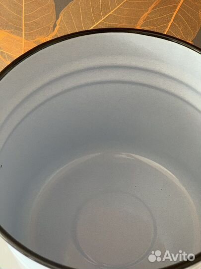 Эмалированное ведро