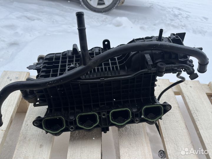 Впускной коллектор в сборе vag