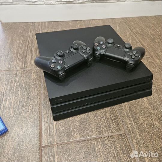 Sony PS4 pro 1tb