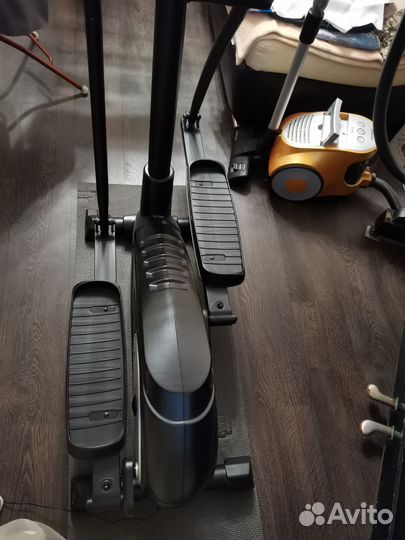 Эллиптический тренажер