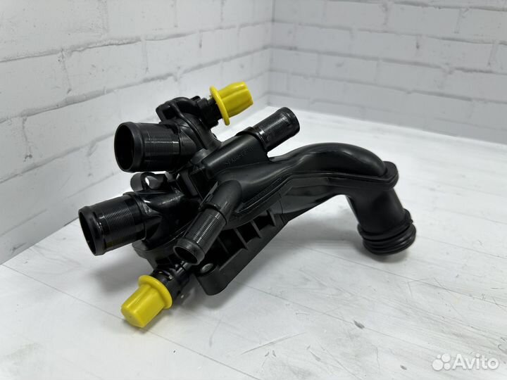 Корпус термостата Peugeot Citroen 9810916980