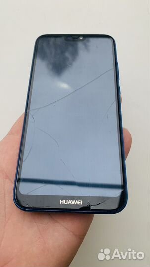 HUAWEI P20 Lite, 4/64 ГБ
