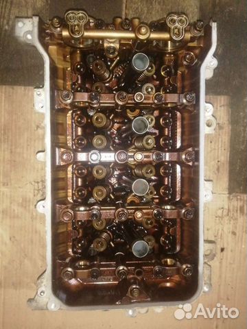 Головка блока цилиндров Toyota Corolla E150, 1ZR