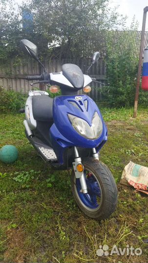 Скутер stels tacktic