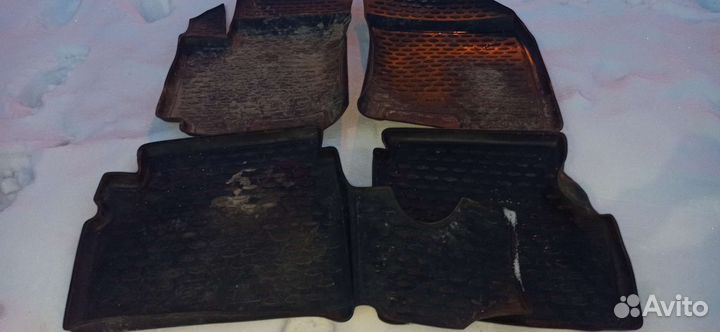 Автомобильные коврики резиновые Шевроле Авео