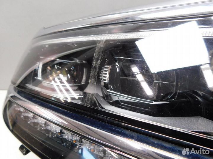 Фара правая Volkswagen Tiguan