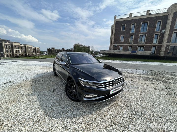 Volkswagen Passat 2.0 AMT, 2022, 14 000 км