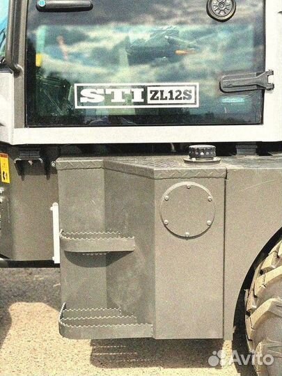 Фронтальный погрузчик STI ZL12S, 2023