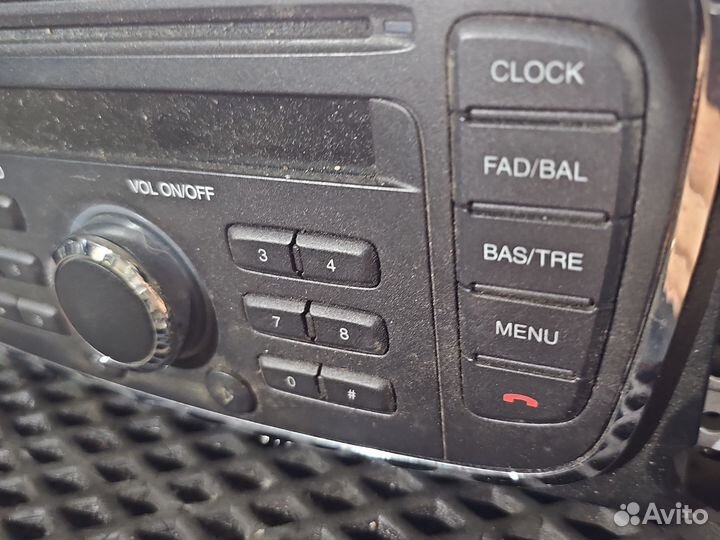 Штатное головное устройство ford focus 2