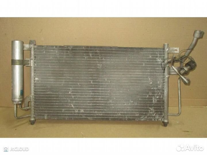 Радиатор кондиционера на mazda demio DY3W ZJ-VE