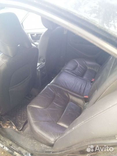 Автомобили на запчасти Volvo s60