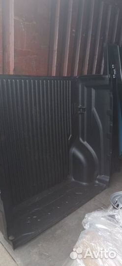 Поддон багажника