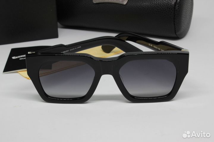 Coлнцезaщитные очки Сhrоmе Неаrts CH8217