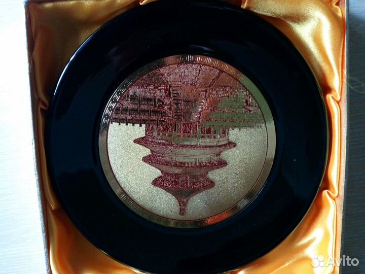 Тарелка декоративная