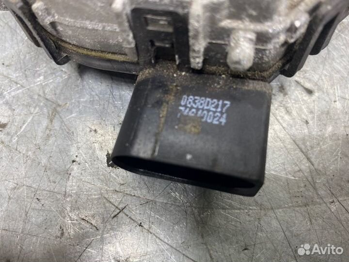 Моторчик стеклоочистителя передний Ford Focus Ii