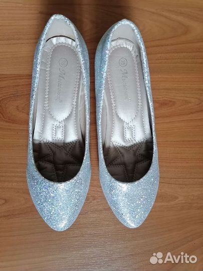 Туфли на каблучке