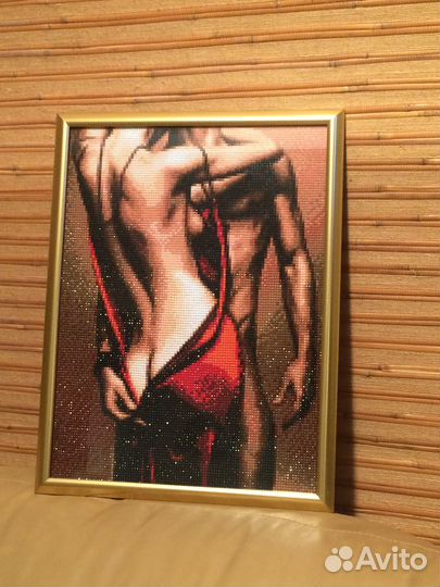Интерьерная эротическая картина из алмазной мозаик