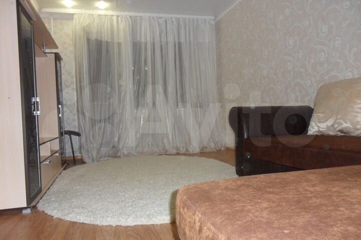 2-к. квартира, 50 м², 6/10 эт.