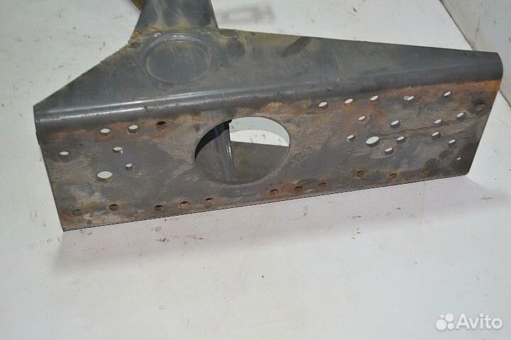 Траверса рамы scania R-series (01.04)