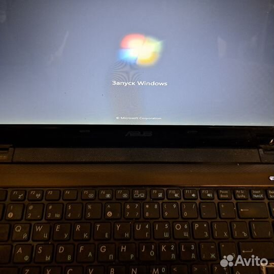 Ноутбук asus
