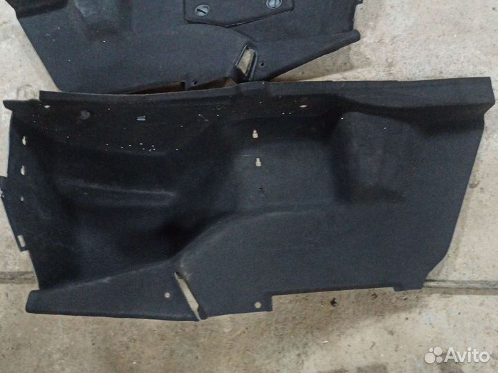 Обшивка багажника Mercedes W211 2007 г