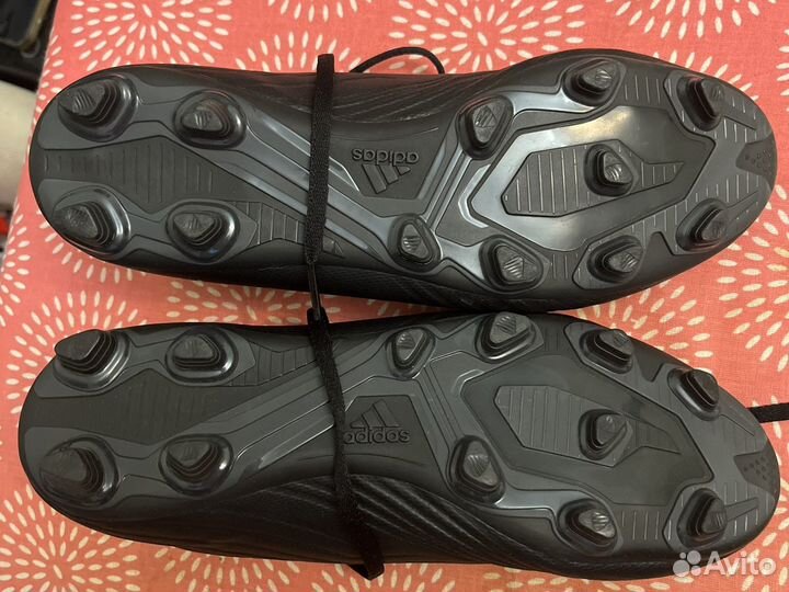 Adidas Predator новые бутцы 40,5;