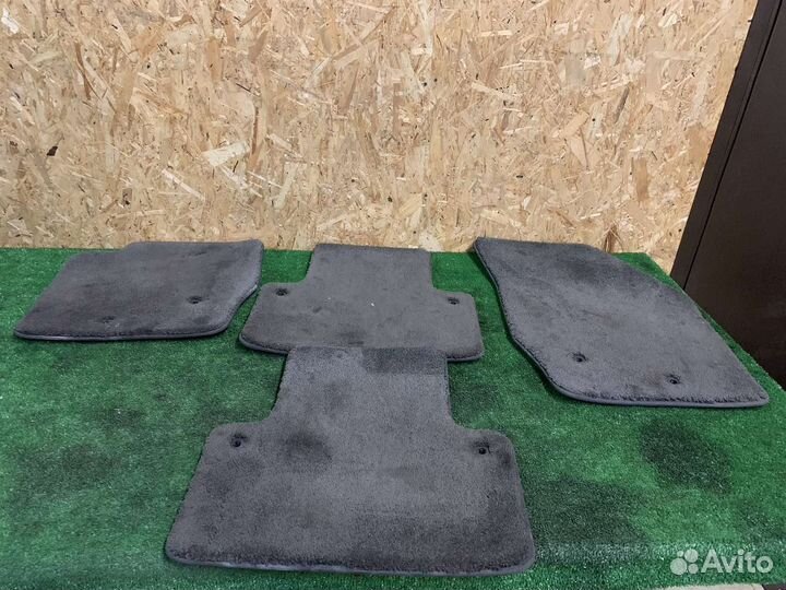 Volvo XC90 2003-2014 комплект ковриков салона