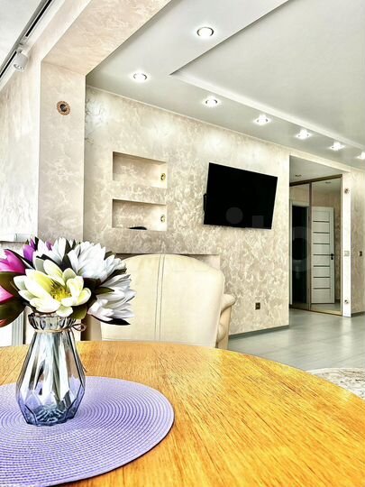 1-к. квартира, 53 м², 10/17 эт.