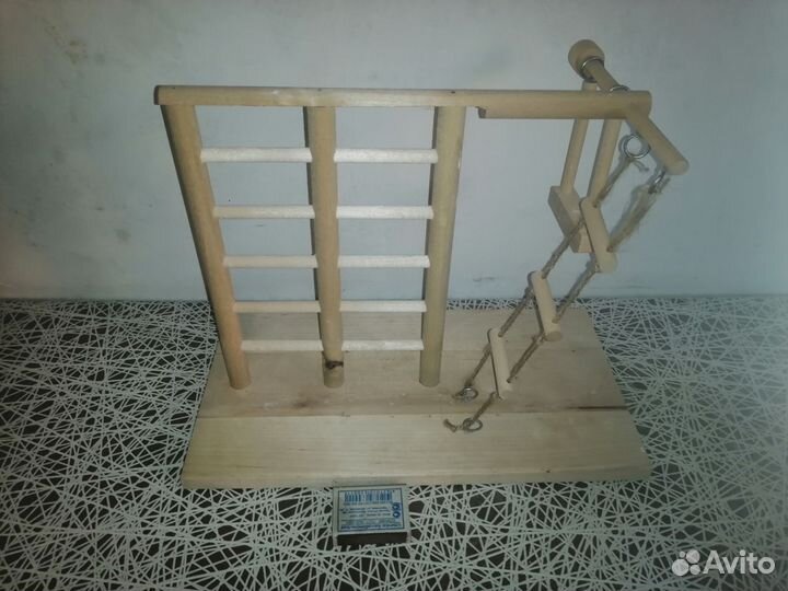 Игровая площадка для попугая