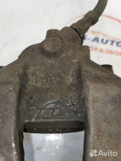 Суппорт тормозной передний левый Ford Kuga 1 2.0