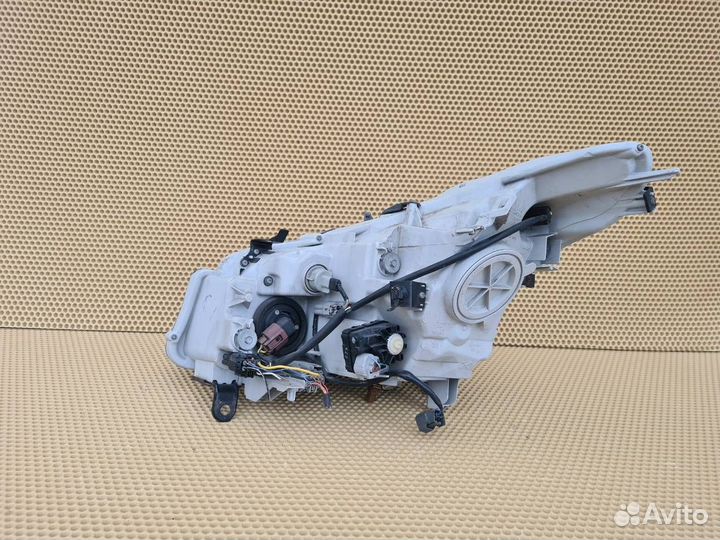 Фара передняя правая Infiniti G35 V36