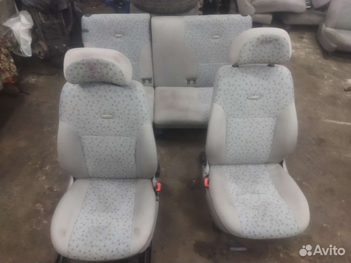 Сиденья комплект kalina