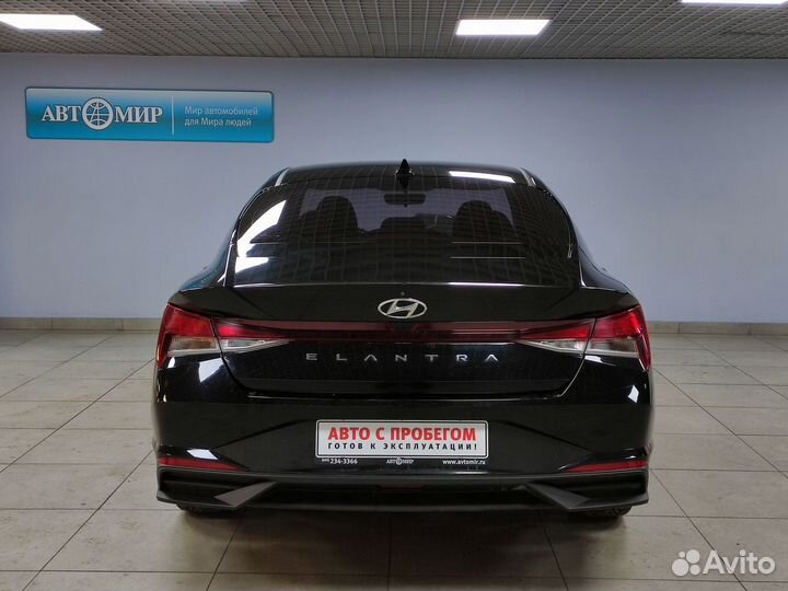 Hyundai Elantra 1.6 AT, 2022, 82 743 км