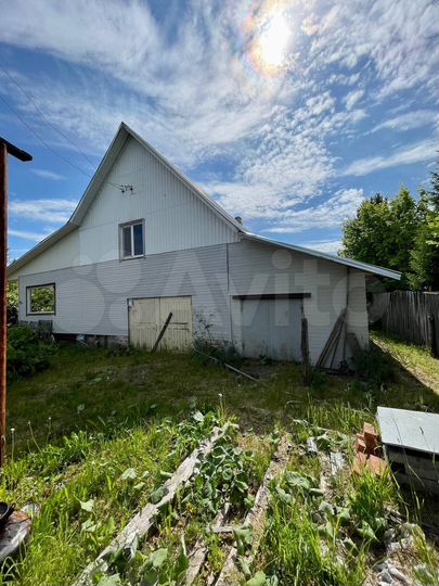 Дом 175,8 м² на участке 48 сот.