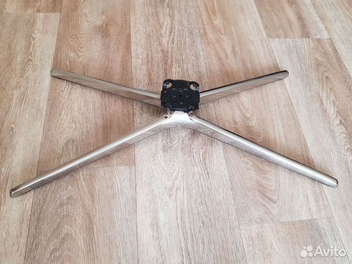 Подставка под телевизор