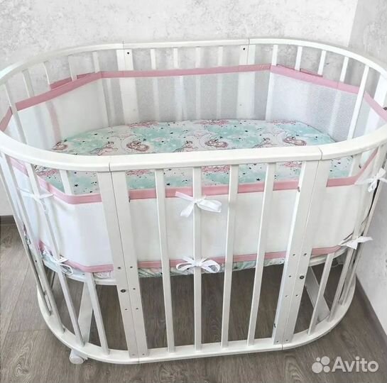 Бортик / накладка мягкая на кроватку детскую